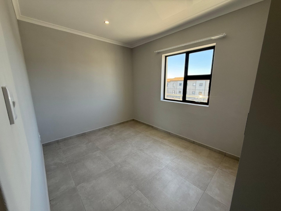 To Let 2 Bedroom Property for Rent in Parklands East Western Cape
